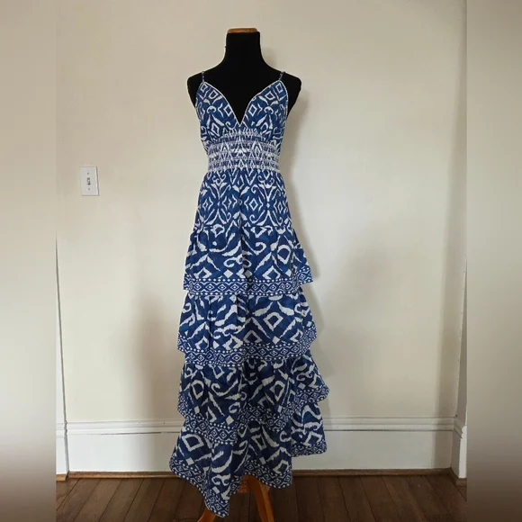 🆕️ House Of Harlow 1960 Blue Patterned Tiered Maxi Dress Size M - Picture 2 of 8